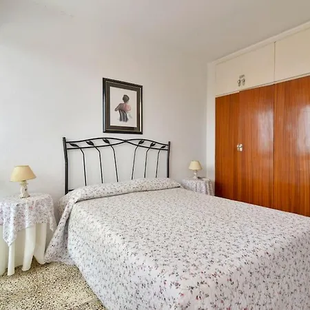 Oasis Near Barcelona Pool Tennis * 산 안드레스 데 예바네라스